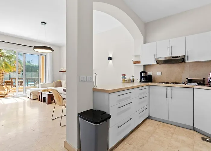 Stunning Poolhouse Duplex - 3 Beds - South Marina * Hurghada
